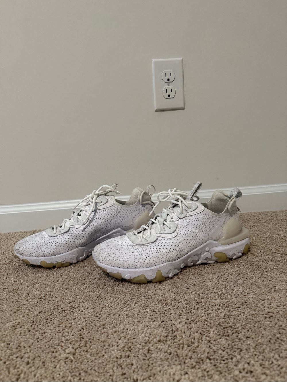Nike Men’s React Vision D/MS/X